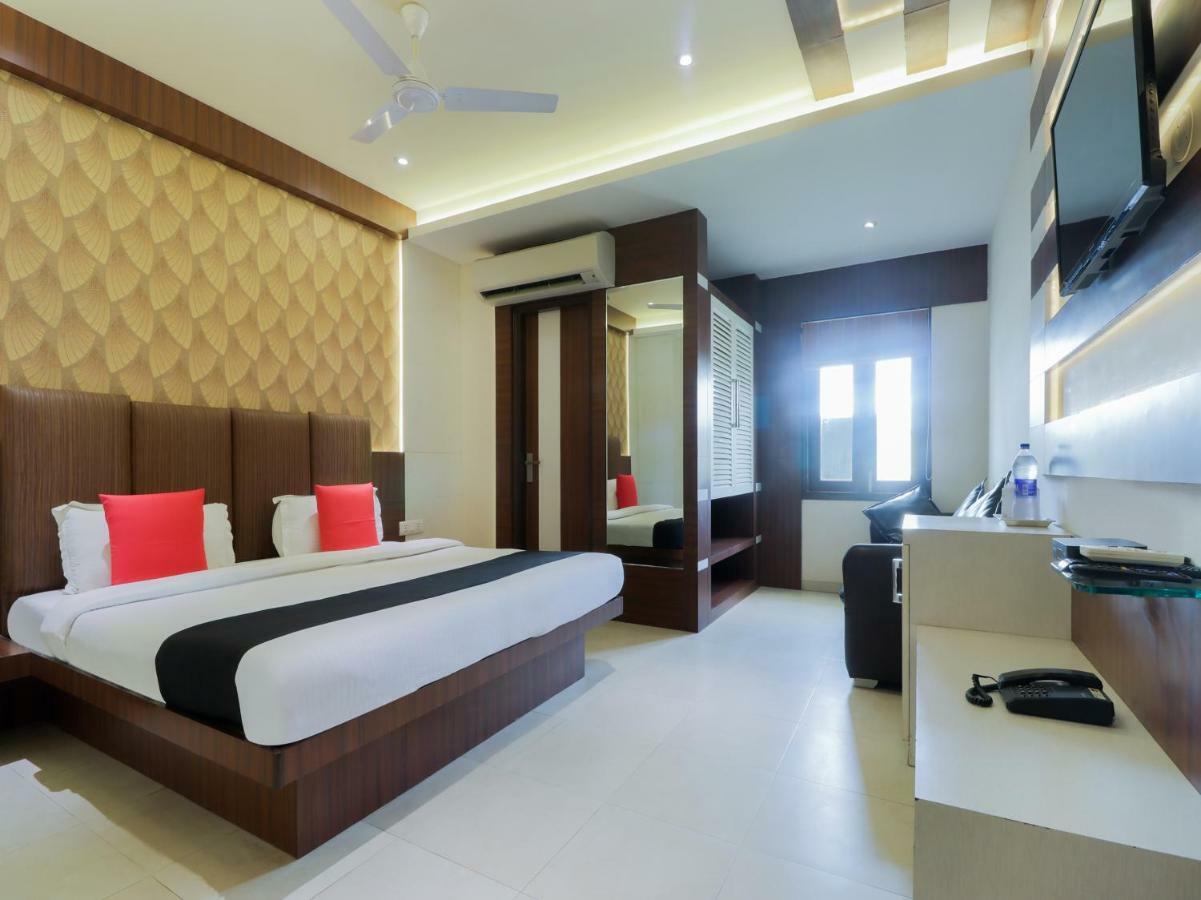 Capital O 46218 Royal Cottage Suite Kanpur Extérieur photo