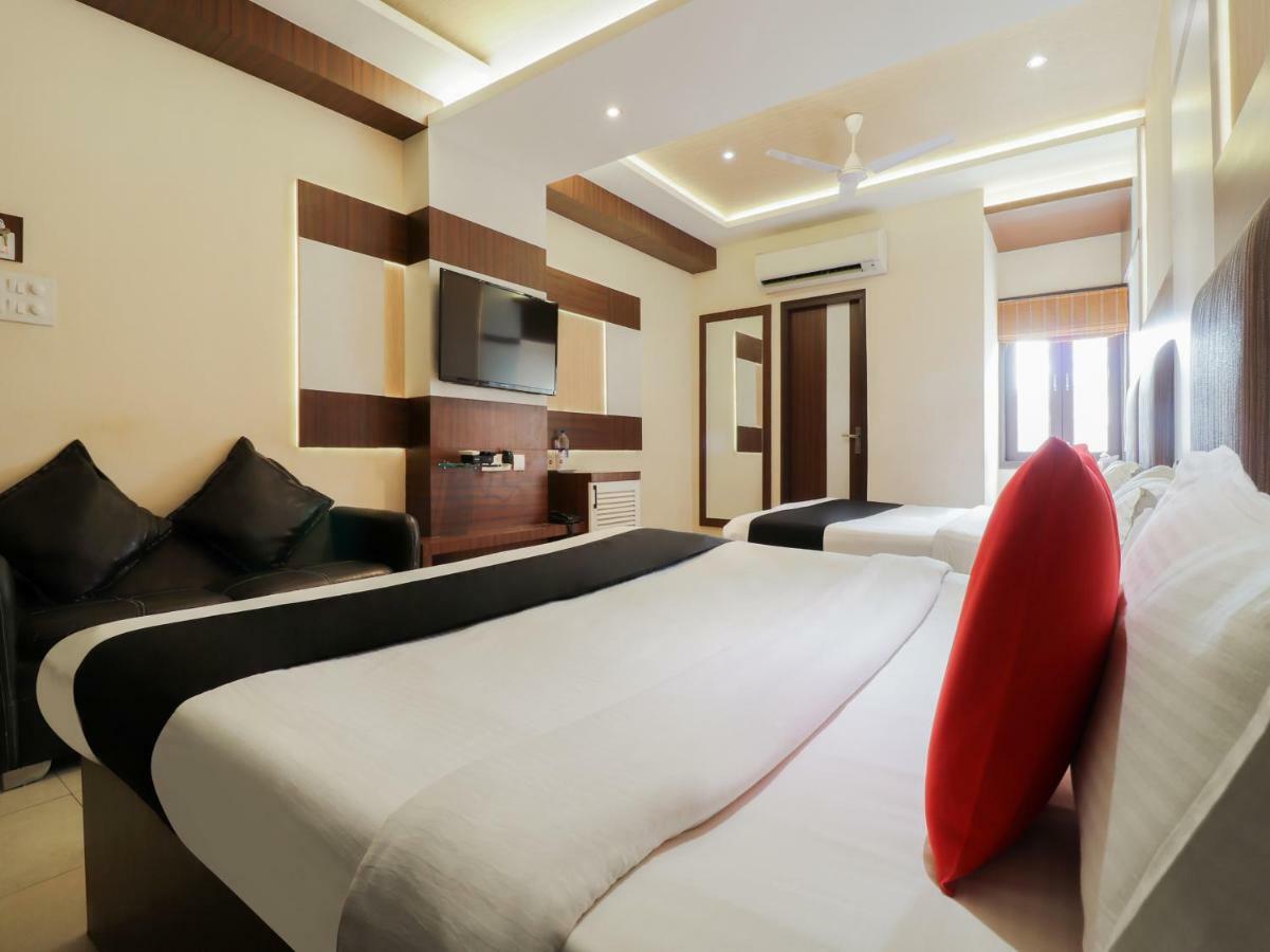 Capital O 46218 Royal Cottage Suite Kanpur Extérieur photo